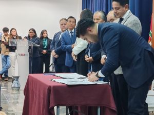 0711 Firma de convenio 02